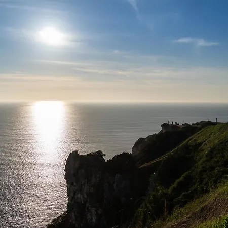 Host Wise - Charming House With Ocean View 度假居 *