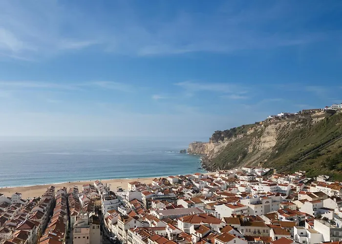 Host Wise - Charming House With Ocean View 纳扎雷