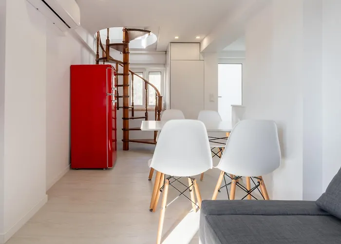 Host Wise - Charming House With Ocean View