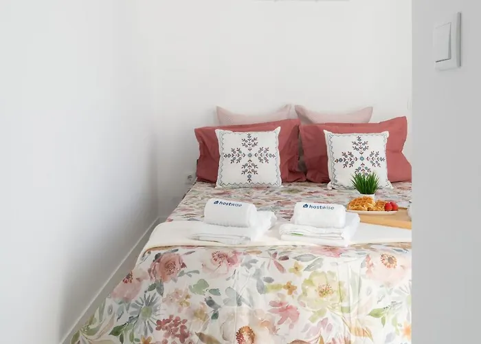 Host Wise - Charming House With Ocean View 度假居 纳扎雷