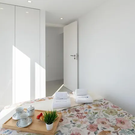 Host Wise - Charming House With Ocean View * Nazare